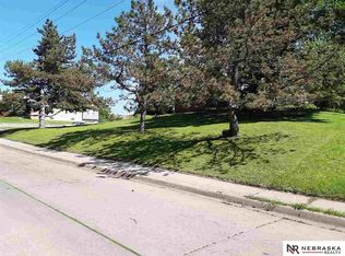 3826 N 34th Ave, Omaha, NE 68111