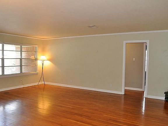 5th image of 6407 Waltway Dr