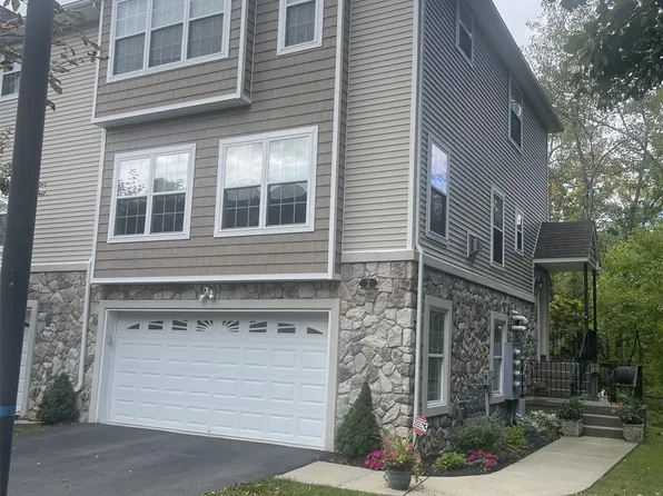 2 Seeley Bull Street, Monroe, NY 10950
