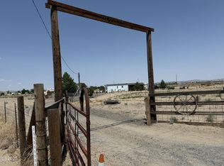 1150 W Cougar St, Silver Springs, NV 89429