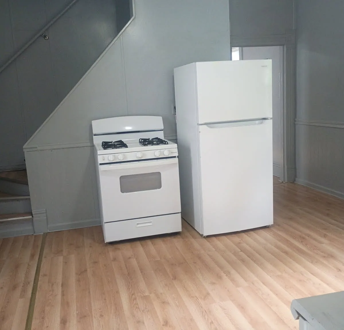 3 bed, 1296 sqft, $1,000 — Photo 3