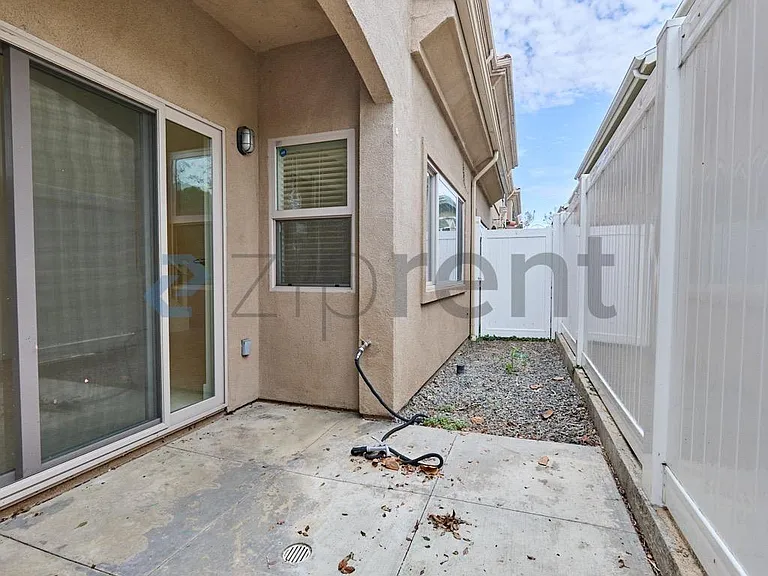 20402 Santa Ana Ave #11 — Photo 14