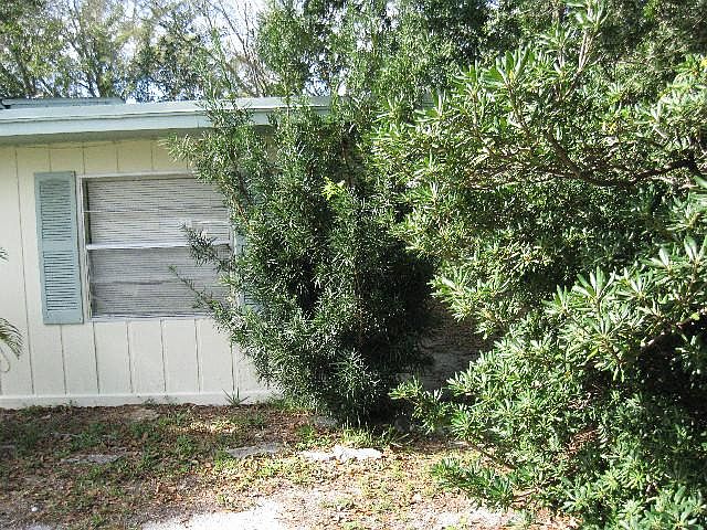 2nd image of 1555 20th Ave SW