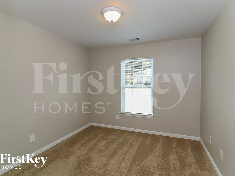 8409 Military Way — Photo 14