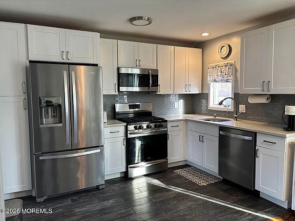 4th image of 58 Euretta Avenue