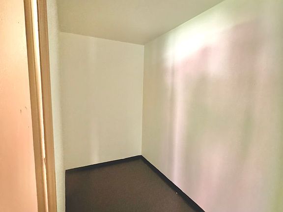 4th image of 1510 3rd Ave NE #7-203