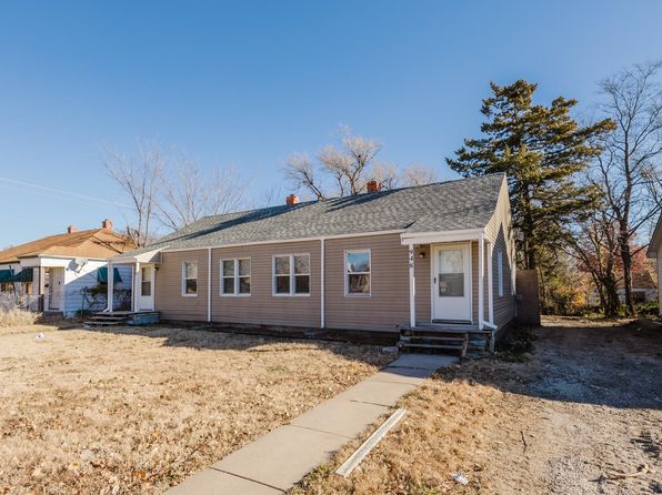 wichita-kansas-443189174 picture