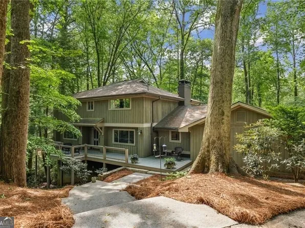 1050 Mountain Creek Trl, Sandy Springs, GA 30328