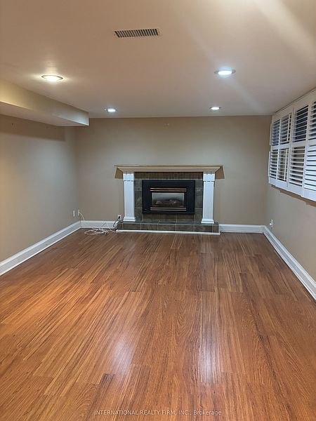 Toronto House for rent - 5 Bedrooms — photo 7