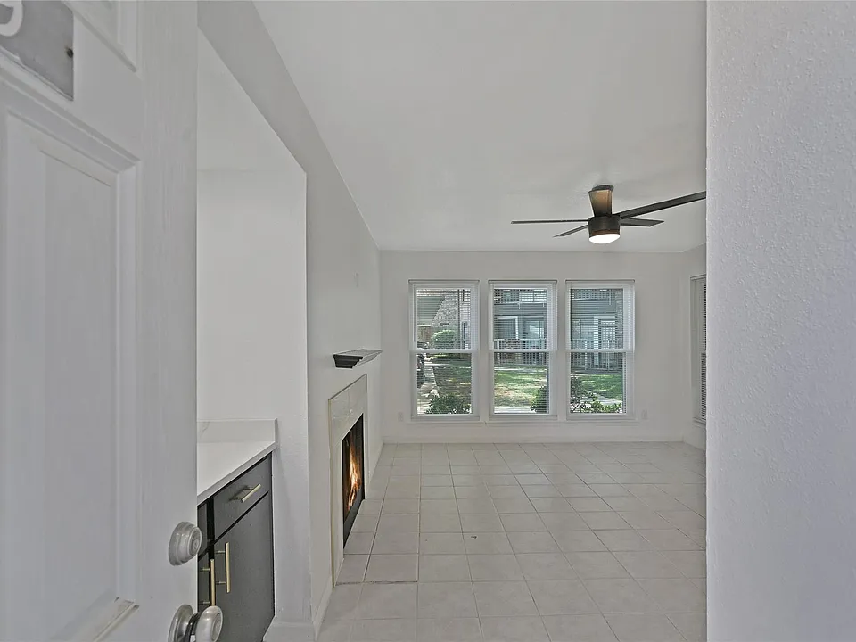 6633 W Airport Blvd #1109