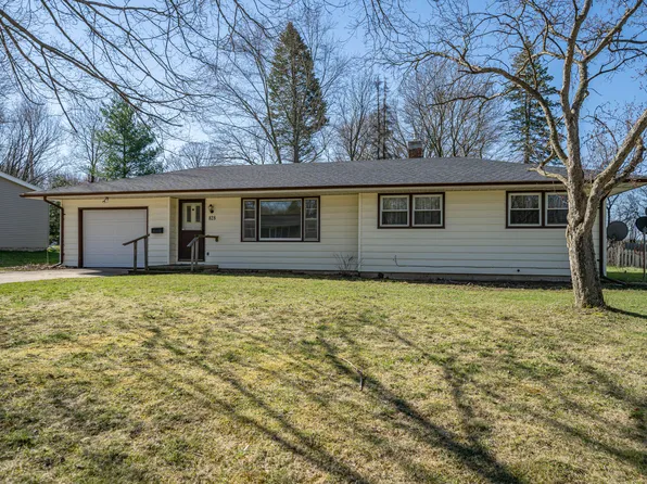 828 Forest St, Marshall, MI 49068