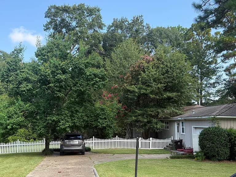 2000 Evergreen Ln — Photo 5
