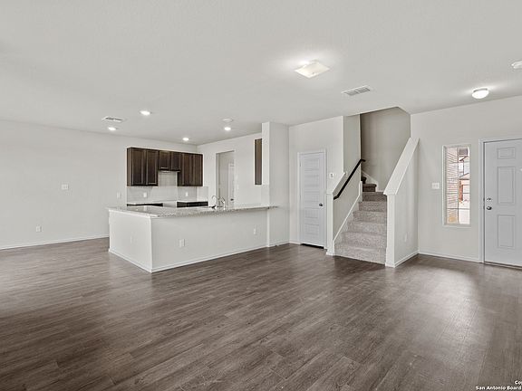 5th image of 2443 Applewhite Meadow