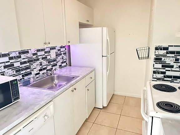 2nd image of 7411 SW 152nd Ave APT 207