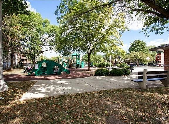 5th image of 4823 N Fairfield Ave #2