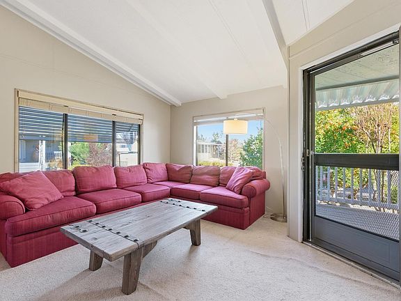 4th image of 6468 Washington Street #17