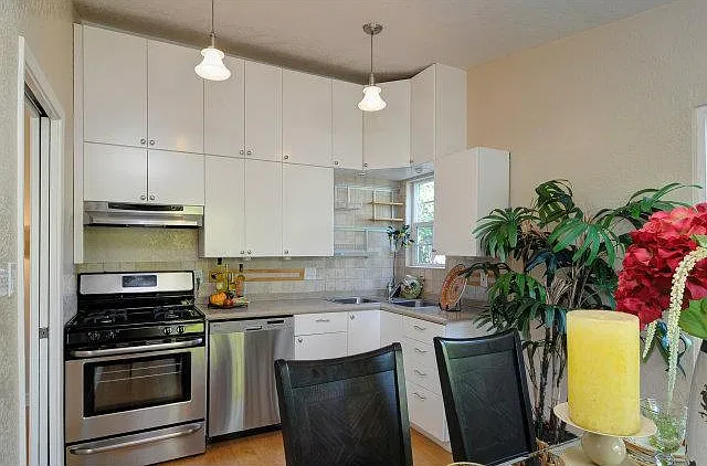 3 bed, 1100 sqft, $4,995 — Photo 4