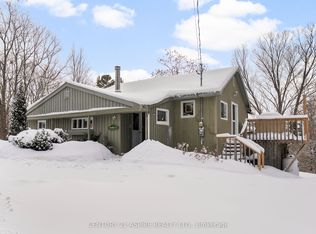 72 Maplewood Rd, Hastings Highlands, ON K0J 1L0