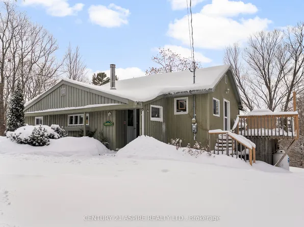 72 Maplewood Rd, Hastings Highlands, ON K0J 1L0