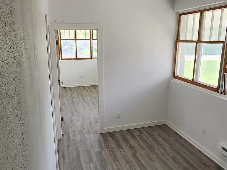402 N Maryville St #1 — Photo 3