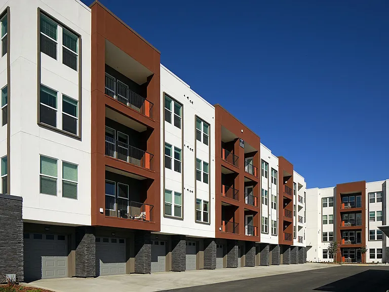 Nova at Green Valley Apartments — Photo 32