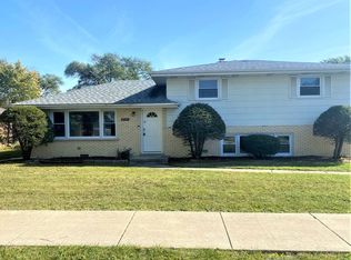 8533 Sayre Ave, Bedford Park, IL
