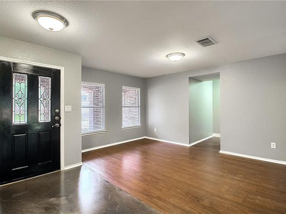 5th image of 1012 Skylark Hill Ln