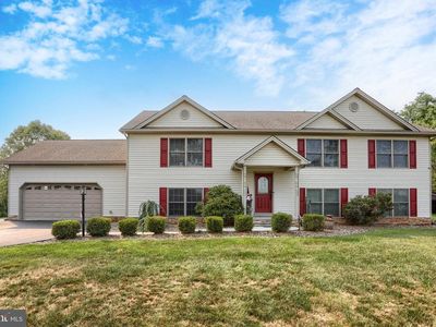 10 David Glenn Dr, Carlisle, PA, 17015