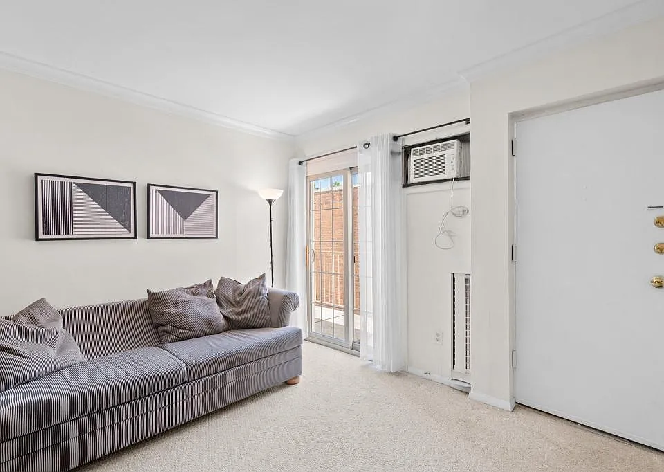 2515 P St NW #201