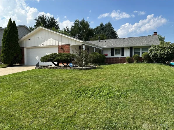 407 Cherrywood Dr, Fairborn, OH 45324
