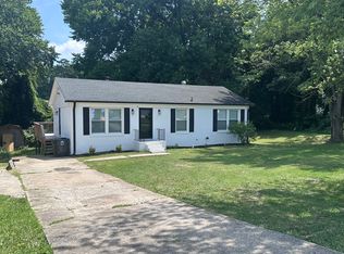2909 Woodhill Ln, Greensboro, NC 27406