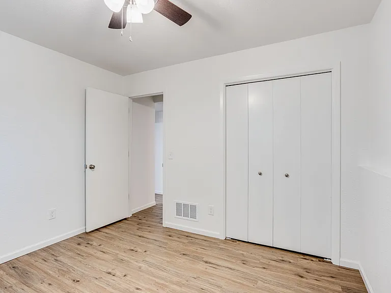 307 S Seneca St #101 — Photo 13