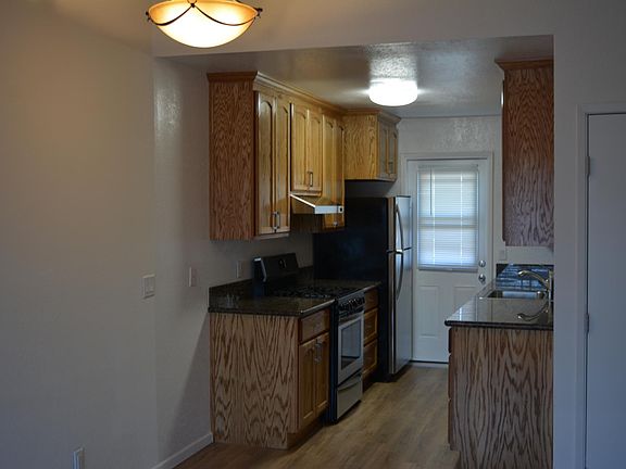2nd image of 2307 E 10th St APT 8