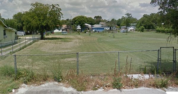 1st image of 163 Esmeralda Dr