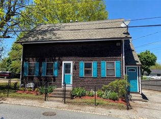 19 Concannon St, Providence, RI 02904