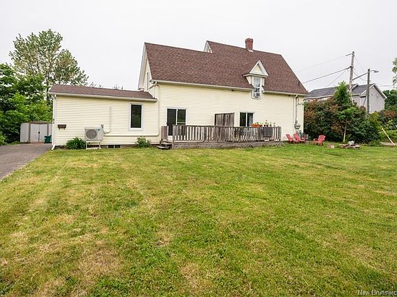 4th image of 41 Lockwood St
