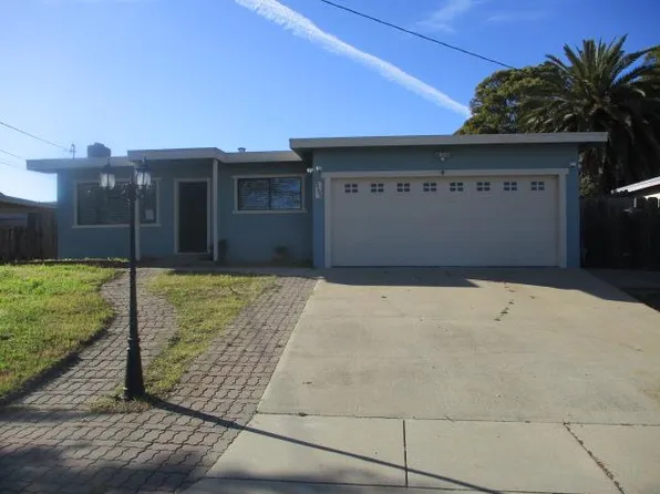 3103 Pleasant Cir, Marina, CA 93933