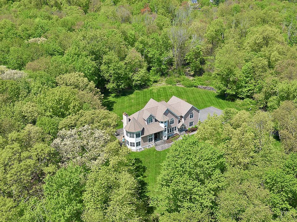 1st image of 37 Wood St