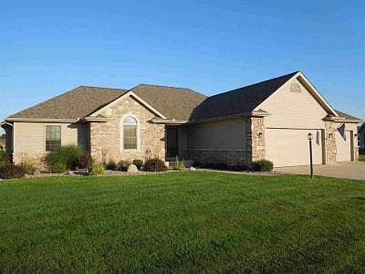1st image of 57160 Woodmere Dr