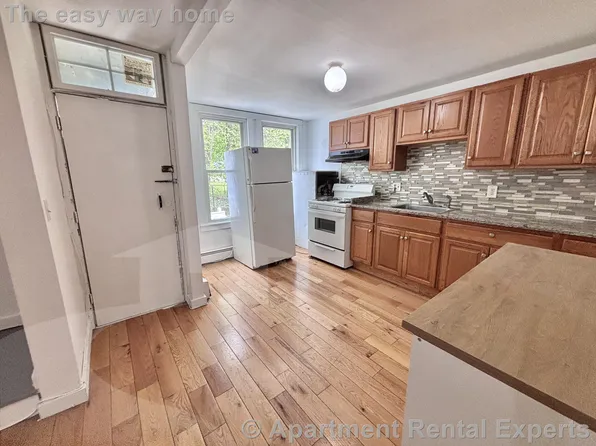 509 Medford St, Somerville, MA