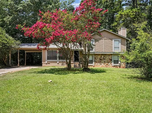 9262 Raven Dr, Jonesboro, GA 30238