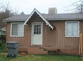 3452 Court St, Redding, CA 96001