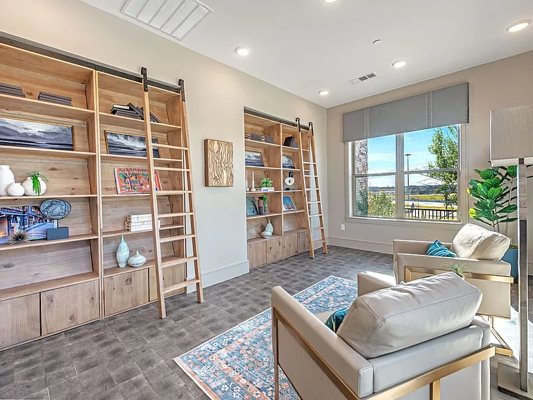 The Luxe at Las Colinas - Adult Active Living — Photo 5