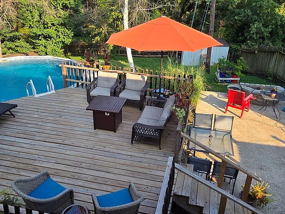 4th image of 9316 Tiverton Way