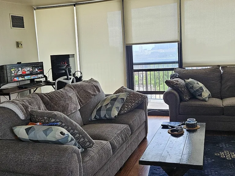 1540 N La Salle Dr #1005 — Photo 5