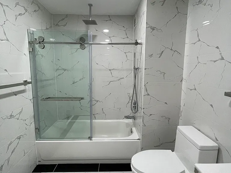 4906 Spruce St #310 — Photo 14