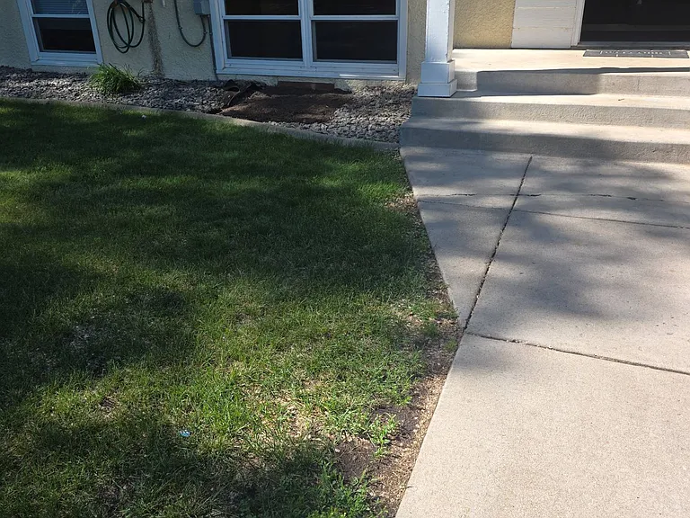 705 E 3rd St — Photo 26