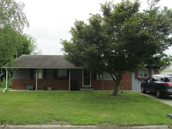 4 Sun Valley Dr, Sunbury, PA 17801