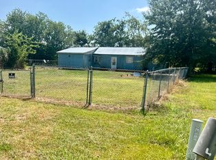 834 Emile Robichaux Rd, Jeanerette, LA 70544