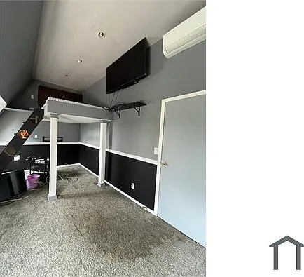 1 bed, 600 sqft, $2,696 — Photo 2